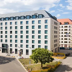 https://holiday-inn-express-dresden-city-centre.dresdenhotels.net