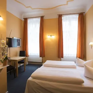 https://hotel-am-hermannplatz.find-berlin-hotels.com